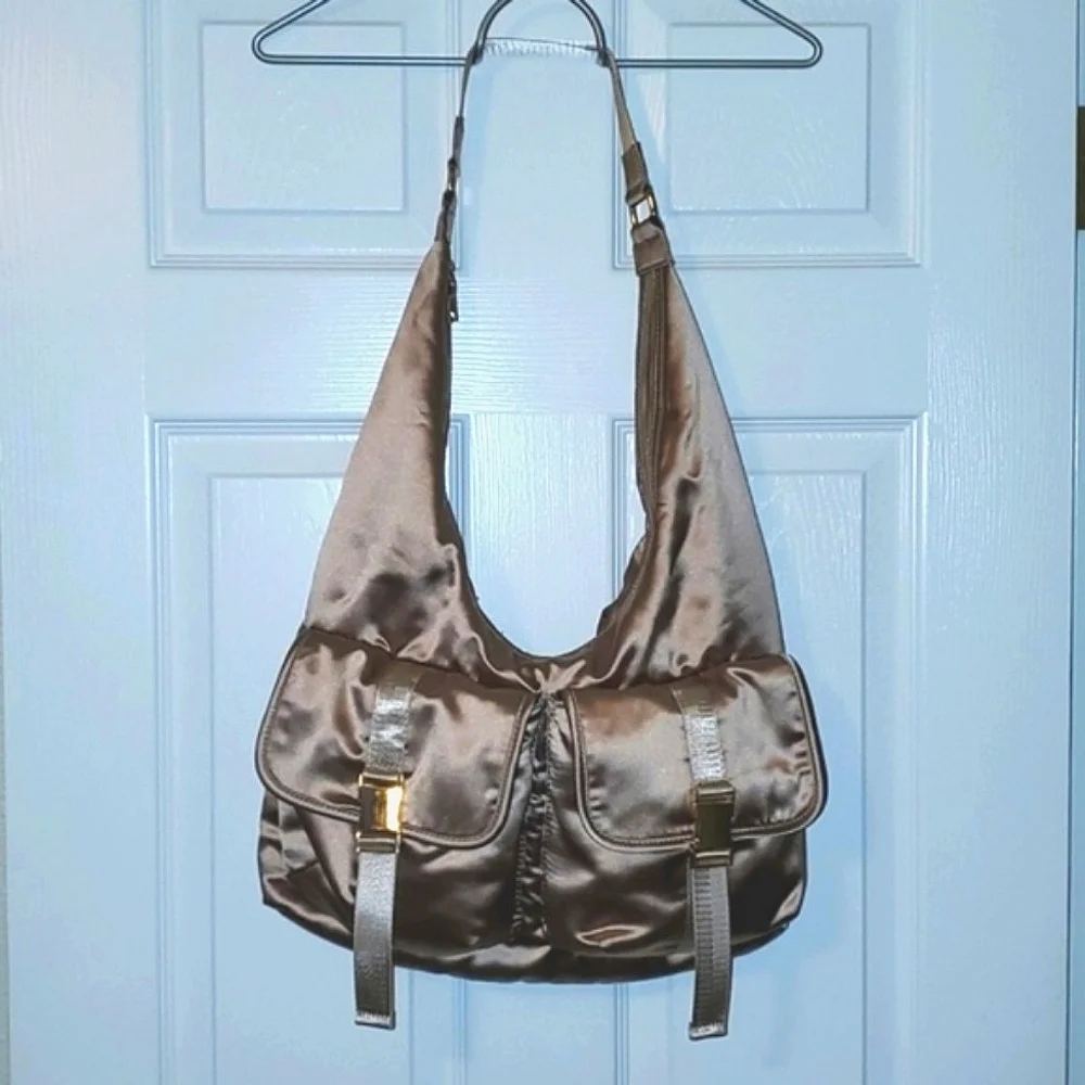 STEVE MADDEN Cole Satin Hobo Champagne